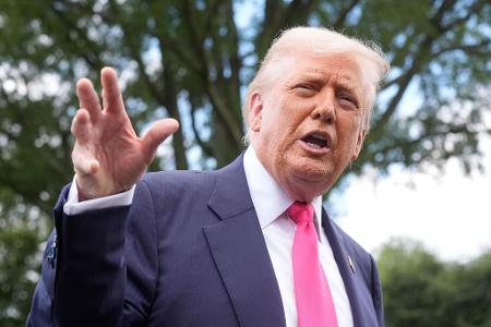 Die USA haben laut Trump nicht vor, der Ukraine Langstreckenraketen zu liefern. Die USA haben laut Trump nicht vor, der Ukraine Langstreckenraketen zu liefern.