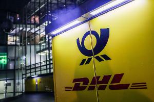 DHL fährt Post mit 35.000 Elektrotransportern aus