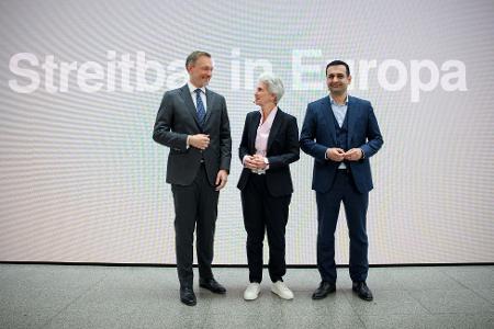 FDP beginnt Bundesparteitag - Ruf nach "Wirtschaftswende"