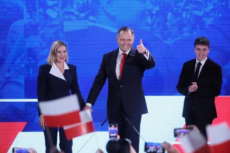 Aktuelle Prognose: Rechtskonservativer führt bei Polen-Wahl Aktuelle Prognose: Rechtskonservativer führt bei Polen-Wahl