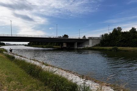 Vermisster Junge tot im Main-Donau-Kanal Vermisster Junge tot im Main-Donau-Kanal
