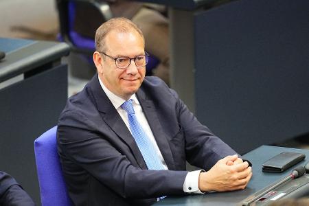 Henning Otte ist neuer Wehrbeauftragter des Bundestags Henning Otte ist neuer Wehrbeauftragter des Bundestags