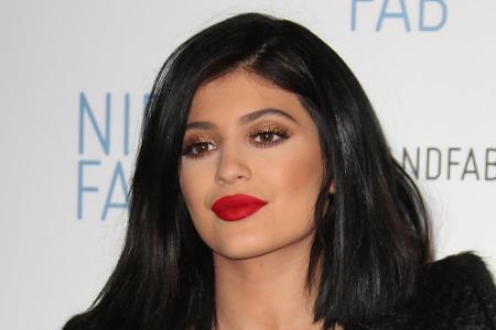 Diese roten Lippen sind nicht echt: Kylie Jenner hat nachhelfen lassen Diese roten Lippen sind nicht echt: Kylie Jenner hat nachhelfen lassen