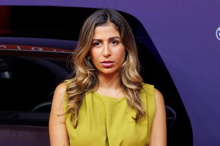 Reality-TV-Star Eva Benetatou ist wieder Single Reality-TV-Star Eva Benetatou ist wieder Single