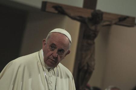 Papst Franziskus ist tot. Das Oberhaupt der katholischen Kirche starb am Ostermontag (21. April), nachdem sich sein Gesundheitszustand schon länger verschlechtert hatte. Papst Franziskus ist tot. Das Oberhaupt der katholischen Kirche starb am Ostermontag (21. April), nachdem sich sein Gesundheitszustand schon länger verschlechtert hatte.