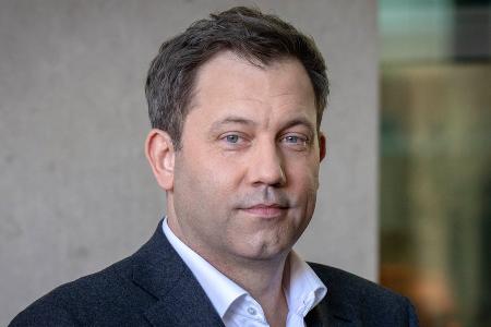 Lars Klingbeil spricht erstmals über überstandene Krebserkrankung Lars Klingbeil spricht erstmals über überstandene Krebserkrankung
