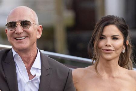 Jeff Bezos Ehefrau postet stolz das erste Bild im Hochzeitskleid Jeff Bezos Ehefrau postet stolz das erste Bild im Hochzeitskleid