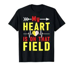 Mein Herz ist auf diesem Feld Softball-Baseballspielerin Mama T-Shirt von Baseball Softball Tee For Mother's Day