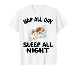 Niedlicher Brittany Spaniel Nickerchen den ganzen Tag Schlaf die ganze Nacht Pyjama T-Shirt von Brittany Spaniel Pajamas & Nightgown .Co