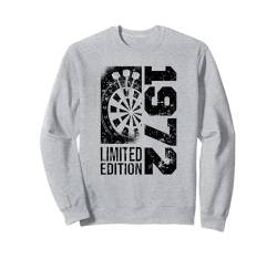 Dartspieler Jahrgang 1972 Geburtstag Dart-game Darts Sweatshirt von CLICK-HERE for more Dart-game Birthday Shirts