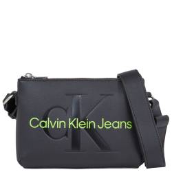 Calvin Klein Jeans Umhängetasche Sculpted Camara Pouch Black/Dark Juniper von Calvin Klein Jeans