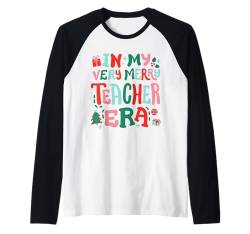 In My Very Merry Teacher Era Retro Groovy Christmas Damen Raglan von Christmas Holiday Wear