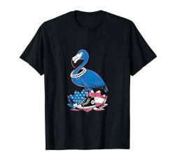 Flamingo March ward Kamala's Chucks & Pearls T-Shirt von Chucks and Pearly Harris