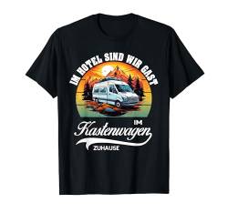 Hier sind wir Zuhause Kastenwagen Camping Natur Caravan T-Shirt von Coole Reise,Camper,Abenteuer, Motive