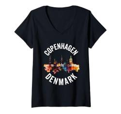 Damen Kopenhagen Souvenir Dänemark Skyline Stolz Dänische Männer Frauen T-Shirt mit V-Ausschnitt von Copenhagen Souvenir Clothing Apparel