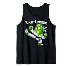 Kick-Cumber Lustige Gurke Karate Athlete Jungen Mädchen Kinder Tank Top von Cucumber Karate byAxisone