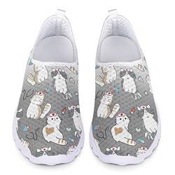 Dolyues Grau Schwarz Farbverlauf Cartoon Krankenschwester Katze/Kätzchen Print Frauen Slip On Sneakers, Lässige Sportliche Jogging-Laufschuhe von Dolyues