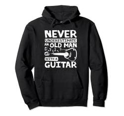 Unterschätze niemals einen alten Mann mit einer Gitarre Pullover Hoodie von Drawn Guitar Player Guitarist Apparel