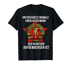 Herren Unterschätze niemals einen alten Mann der in der DDR T-Shirt von Drunken Royals