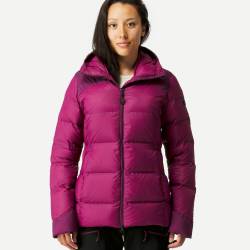 Daunenjacke Damen bis -18 °C Trekking ‒ MT900 schwarz von FORCLAZ