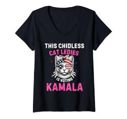 Damen Retro Diese kinderlose Katze, Präsidentin für Damen, Kamala Harris, 2024 T-Shirt mit V-Ausschnitt von First Women Kamala President 2024 For Women Men