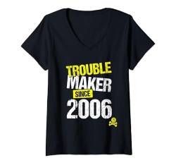 Damen Trouble Maker seit 2006 - Geburtsjahr des sarkastischen Witzes T-Shirt mit V-Ausschnitt von Funny Joke Gen Z & Gen Alpha Birth Year Gifts EBD