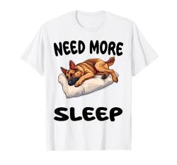 Süßer Schäferhund braucht mehr Schlaf-Pyjama, Nachthemd T-Shirt von German Shepherd Pajamas & Nightgown .Co