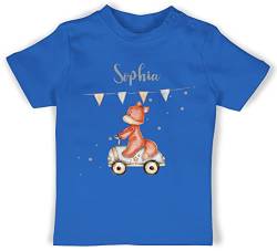 T-Shirt Mädchen Jungen - Tiere - Niedlicher Fuchs Süßes Fuchsmotiv Geburt Baby Fox Rennfahrer - 12/18 Monate - Royalblau - Tier Name shirt Geschenke und personalisierte Tieren tiermotiv t von Geschenk mit Namen personalisiert by Shirtracer