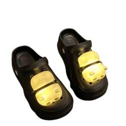 Damen Mädchen Clogs, Adorable Panda Frauen Gartenschuhe, Pantoletten, Gartenclogs mit LED Licht, Sommer Hausschuhe mit Schuh Schmuck, Strand Schuhe, Sandalen, Wasserdicht Vielseitig (Schwarz,35.5) von HLMNAKE