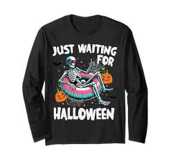 Just Waiting for Halloween Retro Skelett Kostüm Herren Damen Langarmshirt von Halloween Adult Costume