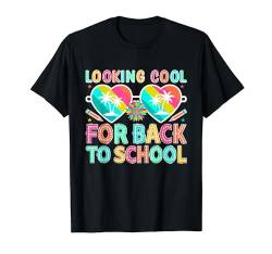 Sieht cool aus für den ersten Schultag eines Lehrers T-Shirt von Happy First Day Of School Teacher Funny