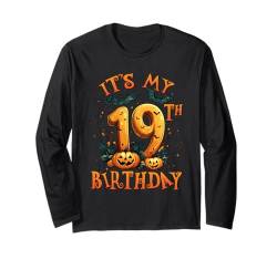 Boo It's My 19th Birthday Halloween Pumpkin 19 Years Old Langarmshirt von Happy Halloween Birthday Men Women Kids Apparel