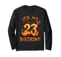 Boo It's My 23rd Birthday Halloween Pumpkin 23 Years Old Langarmshirt von Happy Halloween Birthday Men Women Kids Apparel