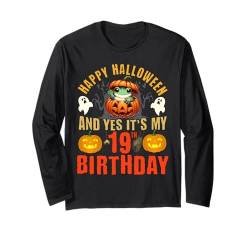 Happy Halloween And Yes It's My 19th Birthday Frosch Halloween Langarmshirt von Happy Halloween & Birthday Apparel