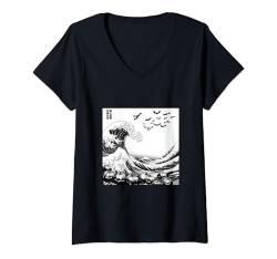 Damen Halloween-Katzen reiten Hokusai's Wave T-Shirt mit V-Ausschnitt von Haunting Wave Fusion