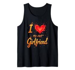 I Love My Hot Girlfriend Outfit für Stolzen Boyfriend Spruch Tank Top von I Love My Hot Girlfriend Sprüche Design Herren