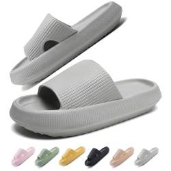 IDEINER Badeschuhe Damen Herren Hausschuhe Cozislides Original Cloudyzz Slippers Wolken Pantoletten rutschfest Weicher Super Dicker Sohle Badelatschen Sommer Sandalen Gummi Slides Grau Gr. 44/45 von IDEINER