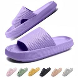 IDEINER Badeschuhe Damen Herren Hausschuhe Cozislides Original Cloudyzz Slippers Wolken Pantoletten Rutschfest Weicher Super Dicker Sohle Badelatschen Sommer Sandalen Gummi Slides Lila Gr. 42/43 von IDEINER