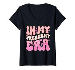 Damen Schwangerschaft Baby In My Pregnant Era T-Shirt mit V-Ausschnitt von In My Pregnant Era & Schwangerschaft Designs