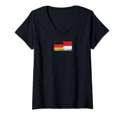 Damen Deutschland Monaco Flaggen - Deutsche Monegassque, Monacan T-Shirt mit V-Ausschnitt von Irreverent Tees