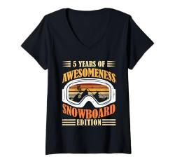 Damen Snowboarder 5 YEARS OF AWESOMENESS SNOWBOARD Kinder T-Shirt mit V-Ausschnitt von Kinder Snowboard Geschenk Snowboarder Geburtstag