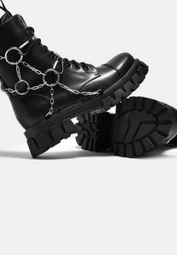 Koi Footwear - Cyrus Chain Black - Girl Schuhe - Schwarz - EU 37 - Synthetic/Textile/Gummi,Kunstleder von Koi Footwear