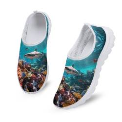 Kuiaobaty Atmungsaktive Damen-Lauf-Sneaker, Netzstoff, zum Reinschlüpfen, Traumfänger, Bär, Mandala, Regenbogenstreifen, Krankenschwester-Turnschuhe, Freizeitschuhe, Under Sea Shark, 35.5 EU von Kuiaobaty