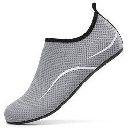 LUEDKA Badeschuhe Wasserschuhe Schwimmschuhe Strandschuhe Aquaschuhe Surfschuhe Barfußschuhe Tauchschuhe Wassersportschuhe für Damen Herren(Grau,41 EU) von LUEDKA