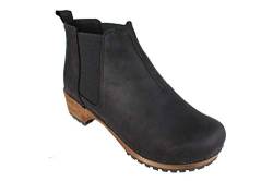 Lotta From Stockholm Lotta's Jo Clog Boot für Frauen | Holzclogs aus Lindenholz und weichem, geöltem Leder | Damen-Winterstiefel mit niedrigem Absatz in Schwarz I Größe 42 von Lotta From Stockholm