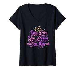 Damen You Live You Learn And You Upgrade Lustiges Scheidungs T-Shirt mit V-Ausschnitt von Lustige Scheidungs Geschenke für Frauen & Männer