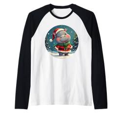 Niedliches Mood Deng Weihnachten Outfit Baby Nilpferd Hippo Raglan von Lustiges Nilpferd Weihnachtsoutfit Moo Deng Kinder