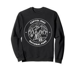 Capitol Reef National Park Camp Mountain Fire Tree Moon Star Sweatshirt von National Park Camp Mountain Fire Tree Moon Star