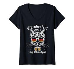 Damen Oktoberfest 2024 6 Stein Apart Bier Oktober Lustig Trinken T-Shirt mit V-Ausschnitt von Oktoberfest 2024 6 Stein Apart Beer October Party