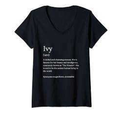 Damen Lustiger Efeu Name Bedeutung - Ivy personalisierter Name T-Shirt mit V-Ausschnitt von Personalized Apparel & Meaningful Name Collection